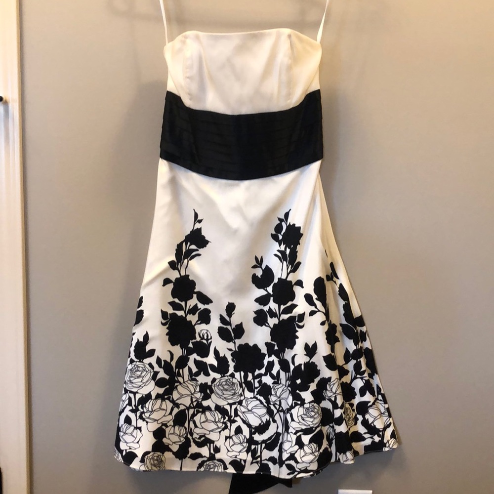 White House Black Market dress